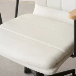 Aiko Chaise de bureau rembourrée beige avec accoudoirs et roulettes^Banak Discount