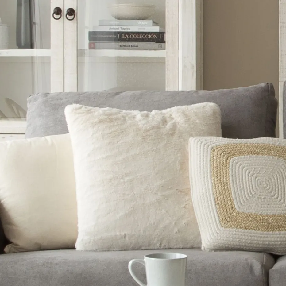 Chey Coussin luxe crème^Banak Hot