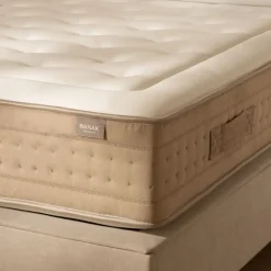 Corinto Matelas à ressorts ensachés et viscoélastique 150 x 190 cm^Banak Hot