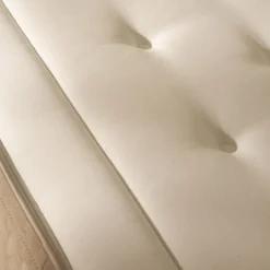 Corinto Matelas à ressorts ensachés et viscoélastique 150 x 190 cm^Banak Hot