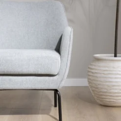Gali Fauteuil gris avec pieds en métal^Banak Best