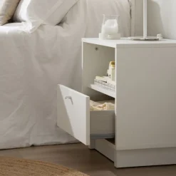 Halti Table de nuit blanche^Banak