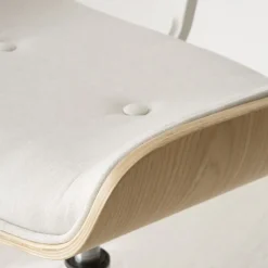 Haru Chaise de bureau rembourrée beige avec bois et roulettes^Banak Outlet