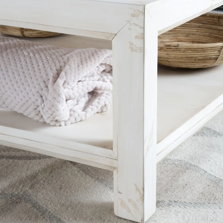 Soho Table basse en bois massif carrée en blanc décapé^Banak Sale